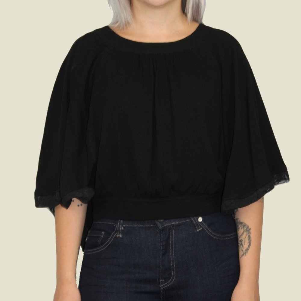 Lace Sleeve Tie-back Blouse